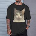怒っている猫 リアル ミーム ウイルス インターネット Tシャツ 彼への贈り物
