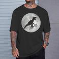 恐竜 ダイナソー 面白いtシャツ ティラノサウルス 月と自転車 サイクリング アート メンズ 子供 おもしろ 服 ネタ Tシャツ 彼への贈り物