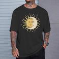 月 太陽 美的 神秘的 Tシャツ 彼への贈り物