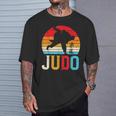 柔道投げ レトロ 日本の格闘技 柔道家 ファイター ギフト Tシャツ 彼への贈り物