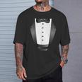 楽しいブラックタイ イベント チーム 新郎 フェイク タキシード Tシャツ 彼への贈り物