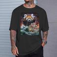 船を襲う レッサーパンダ 海 雷 嵐 Tシャツ 彼への贈り物