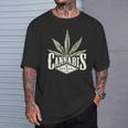 草 草 草 マリファナ Thc ポット 大麻 ナチュラル 4 Tシャツ 彼への贈り物