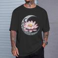 蓮の花 ヨガ 形而上学 Tシャツ 彼への贈り物