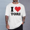 I Heart Tori ファーストネーム I Love パーソナライズ Tシャツ 彼への贈り物