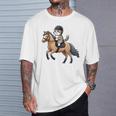 Niños Montar A Caballo Con Un Gato Es Amor Por El Caballo Camiseta unisex Regalos para él