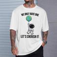 Planets We Only Have One Let's Cherish It 宇宙飛行士 Tシャツ 彼への贈り物