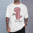 Tea Rex ユーモラスパン。 Tシャツ 彼への贈り物