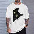 【覗くネコ】黒猫 にゃんこ 猫好き 猫 可愛い ネコ 子猫 ネコ好き 面白い 変な 遊び心 ネタ ウケ狙い おもしろ Tシャツ 彼への贈り物