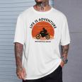 アドベンチャー バイク おもしろ ツーリング 人生は冒険だ オフロードバイクバイク イラスト Tシャツ 彼への贈り物