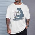 イカを噛み切ることができないサメ Tシャツ 彼への贈り物