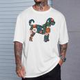 ラブラドゥードルやゴールデンドゥードルのママのためのフローラルドッグシルエット Tシャツ 彼への贈り物