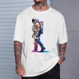 宇宙飛行士 宇宙モチーフ カラフル 宇宙飛行士 Tシャツ 彼への贈り物