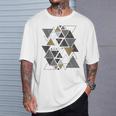 幾何学図形 抽象 モダンアート ヴィンテージ 三角形 Tシャツ 彼への贈り物