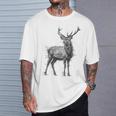 鹿 絵 グラフィック 動物 アート モチーフ 鹿 Tシャツ 彼への贈り物