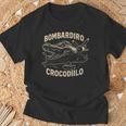 Bombardiro Crocodilo イタリアンブレインロットミーム Tシャツ 高齢者への贈り物