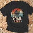 Dad 2025 歳 新しい父親 赤ちゃん発表 父性 Tシャツ 高齢者への贈り物