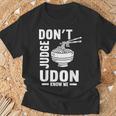 Don't Judge Me うどん Know Me おもしろ 日本食品 みそ麺 Tシャツ 高齢者への贈り物