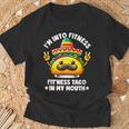 I'm Into Fitness Fit'ness Taco In My Mouth ジム おもしろタコス Tシャツ 高齢者への贈り物