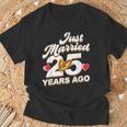 Just Married 25 Years Ago シルバーウェディング Tシャツ 高齢者への贈り物