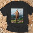 Kim Jong Il Kim Jong Un Humour North Korea Tシャツ 高齢者への贈り物