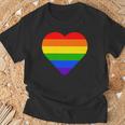 Lgbt レインボー・ハート・フラッグ ゲイ・バイ・ラブ・プライド月間 Lgbtq Tシャツ 高齢者への贈り物
