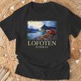 Lofoten ノルウェー キャビン ノルディック フィヨルド ベルゲン オーロラ Tシャツ 高齢者への贈り物