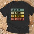 Renato The Man The Myth The Legendおかしな名言 Tシャツ 高齢者への贈り物