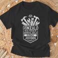 Si Gonzalo No Puede Arreglarlo Estamos Jodidos Gonzalo Camiseta unisex Regalos para ancianos