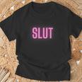 Slut Tシャツ 高齢者への贈り物