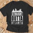 Straight Outta Atlanta 都市のシルエット Tシャツ 高齢者への贈り物