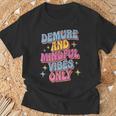 Very Demureery Mindfulibes Only Cute Retro Girls Tシャツ 高齢者への贈り物