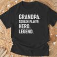おじいちゃんスカッシュプレイヤーヒーローレジェンド-おじいちゃんスカッシュ Tシャツ 高齢者への贈り物