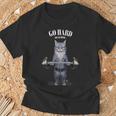 ウェイトリフティング 筋トレ バーベル やる気がないなら家に帰れ グレー 猫 ねこ Tシャツ 高齢者への贈り物