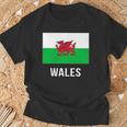 ウェールズのウェールズの旗 Tシャツ 高齢者への贈り物