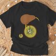 キウイフルーツバイクのキウイ鳥 Tシャツ 高齢者への贈り物