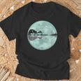 ギター 湖 反射 月 ギター ミュージシャン Tシャツ 高齢者への贈り物