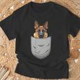ジャーマンシェパード 犬の胸ポケット 犬の飼い主用 Tシャツ 高齢者への贈り物