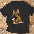 ジャーマンシェパード犬 愛国的なジャーマンシェパード警察犬 Tシャツ 高齢者への贈り物