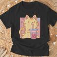 トラ猫とボバ茶のかわいいかわいい猫のグラフィック Tシャツ 高齢者への贈り物