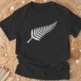 ニュージーランド シルバー シダ キウイ プライド Tシャツ 高齢者への贈り物