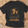 ハバナ キューバ レトロ キューバ プライド ヴィンテージ 70 年代 80 年代のスタイル Tシャツ 高齢者への贈り物