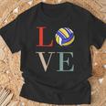 バレーボール 面白い バレー部 おもしろ 文字入り 服 おもしろグッズ 文字 ネタ メンズ Love 部活 Tシャツ 高齢者への贈り物