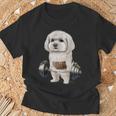 マルチーズドッグ筋トレ バーベルシュラッグバー フィットネス Tシャツ 高齢者への贈り物