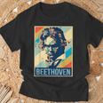 ルートヴィヒ・ヴァン・ベートーヴェン ポスター ミュージシャン 作曲家 Tシャツ 高齢者への贈り物