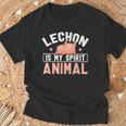 レチョンは私の精神動物です面白いですlechon Pinoy Tシャツ 高齢者への贈り物
