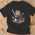 レトロな日本の侍猫グラフィック 猫愛好家 Tシャツ 高齢者への贈り物