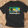 ワシントン州立大学ホームマウンテンズ ビッグフット サスカッチ イエティ ギフト Tシャツ 高齢者への贈り物