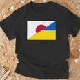 日本ウクライナ国旗日本語ウクライナサポートスタンド付き Tシャツ 高齢者への贈り物