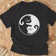 猫の陰陽相互接続 Tシャツ 高齢者への贈り物